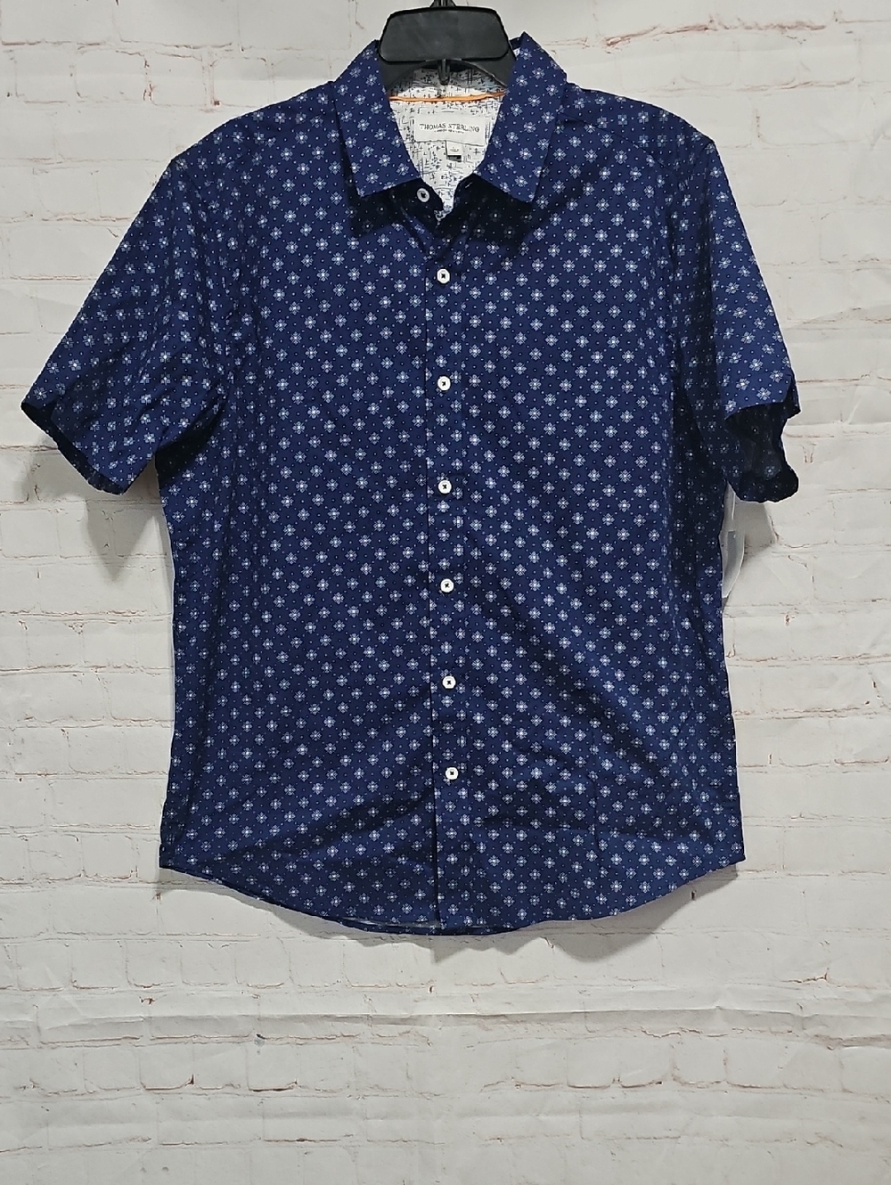 Men's Short-Sleeve Button-Down Shirt in Navy with Micro Print